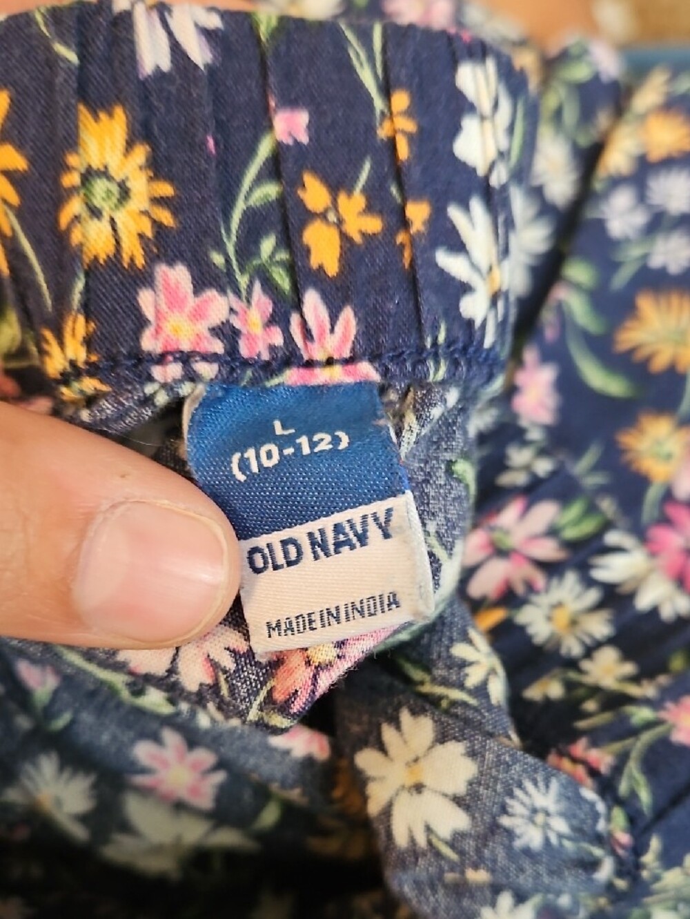 Old Navy Girls Navy Floral Tiered Skirt - Picture 2 of 2